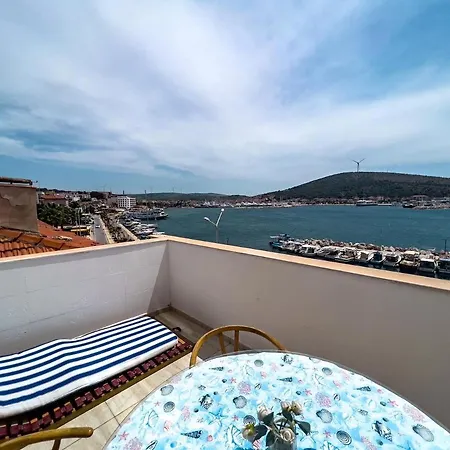 Larimar * Cesme
